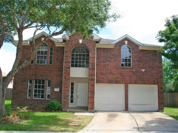 1839 Oak Valley Dr, Kemah, TX 77565