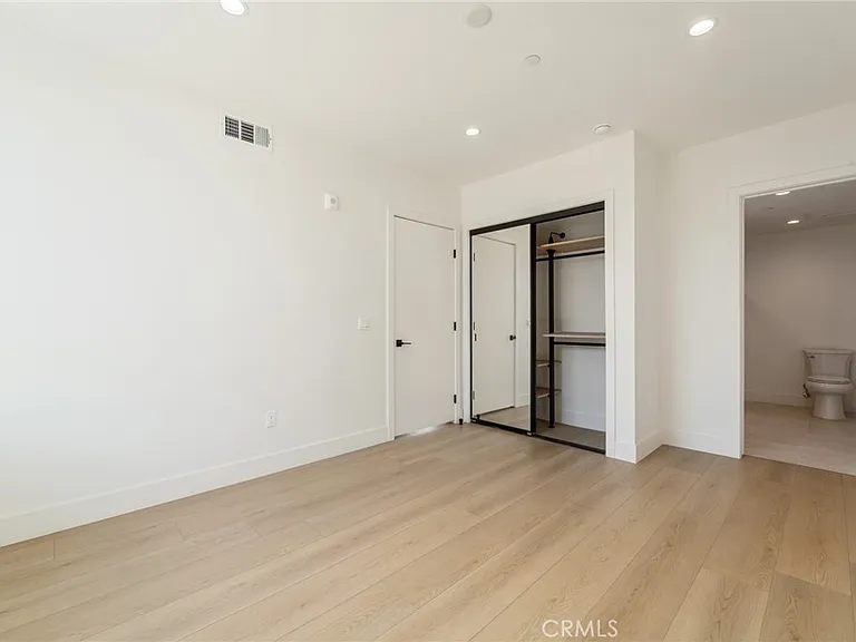 7510 Sepulveda Blvd #304 — Photo 19