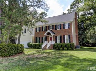 2528 Harptree Ct, Raleigh, NC 27613