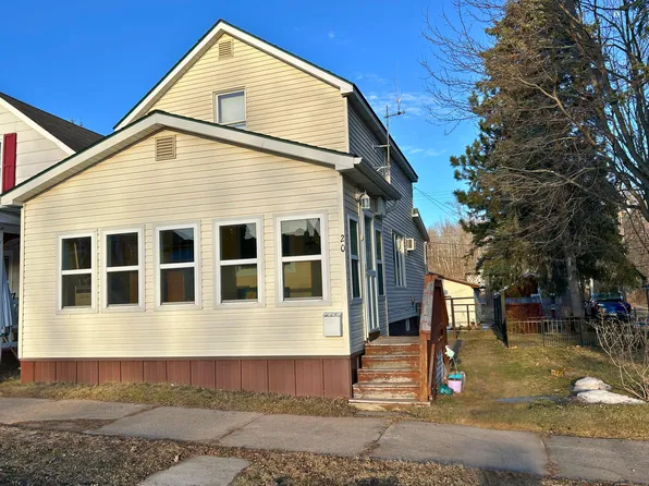 120 4th St, Nashwauk, MN 55769