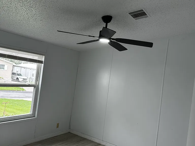 Master Bedroom In Suite Bathroom