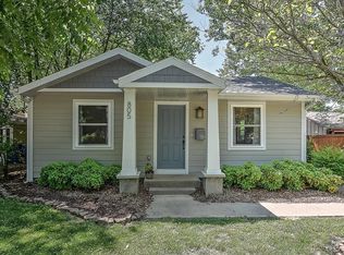 805 NW B St, Bentonville, AR 72712