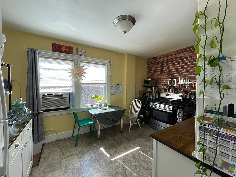 4521 Pearl St — Photo 6