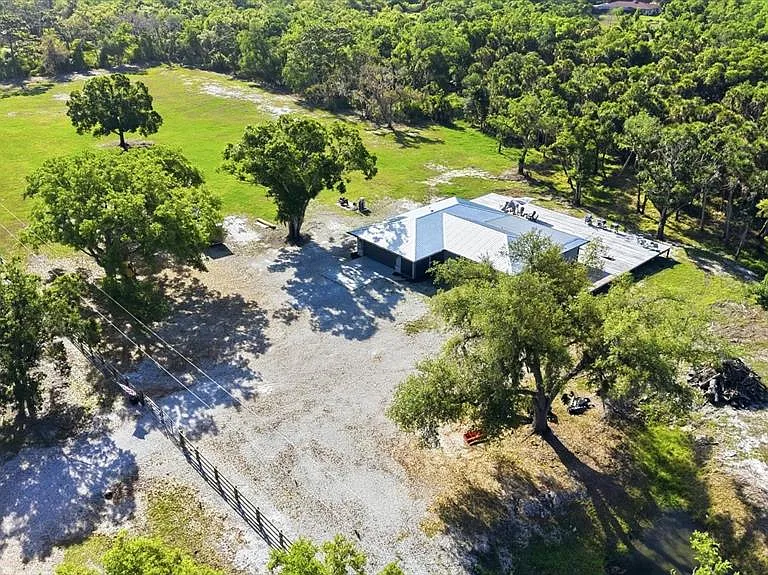 5361 Myakka Valley Trl — Photo 38