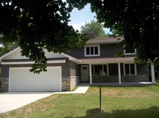 2102 Bader Ave, South Bend, IN 46617