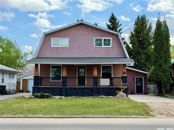 1027 4th STREET E, Prince Albert, SK S6V 0L1