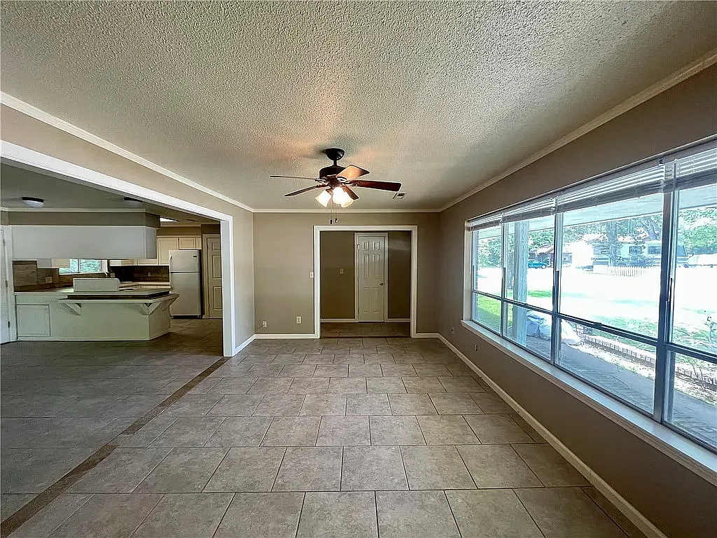 3 bed, 1506 sqft, $1,650 — Photo 2