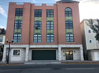 192-194 Bloomfield Ave #4B, Montclair, NJ 07042