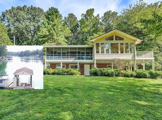 155 Cove Dr, Wirtz, VA 24184