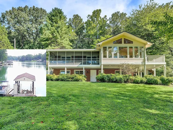 155 Cove Dr, Wirtz, VA 24184