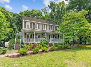 2518 Mistwood Forest Dr, Chester, VA 23831