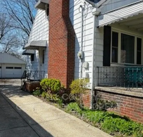 6558 Lawnwood Ave — Photo 4