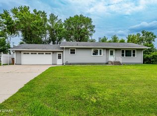 314 7th St, Thompson, ND 58278