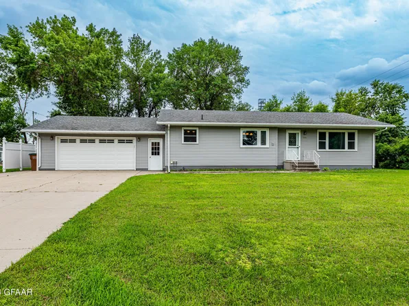 314 7th St, Thompson, ND 58278