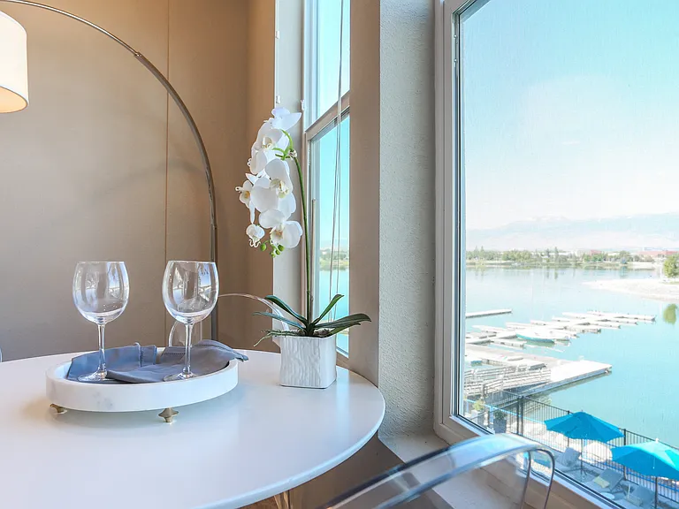 Waterfront At The Marina Apartments — Photo 8