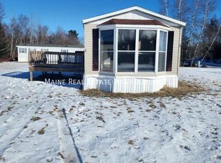 3 Bearberry Rd, Franklin, ME 04634