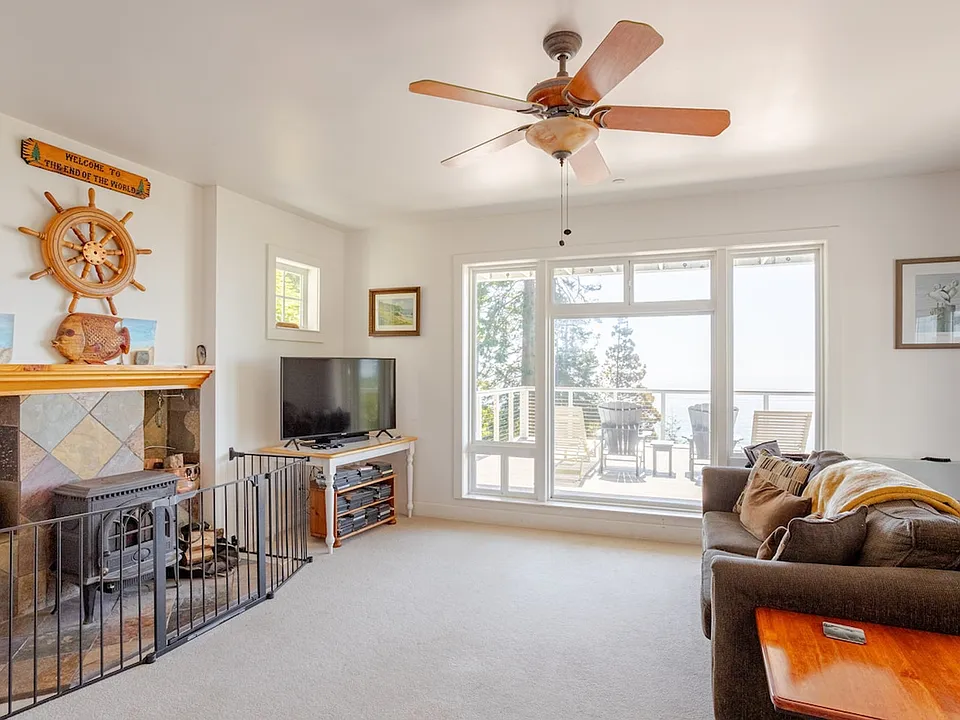 22164 Umland Cir #ID1501087P