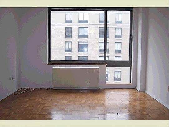 5th image of 2 S End Ave APT 7E