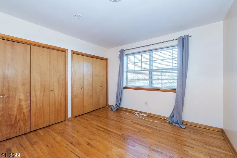 2 bed, 1.0 bath, $2,400 — Photo 2