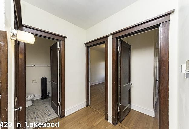 1st image of 3420 N Lakewood Ave #1324