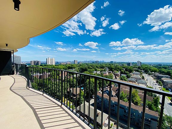 5th image of 1590 Anderson Ave APT 17K