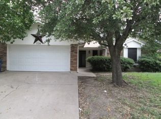 7736 Pebblebrook Dr, Watauga, TX 76148
