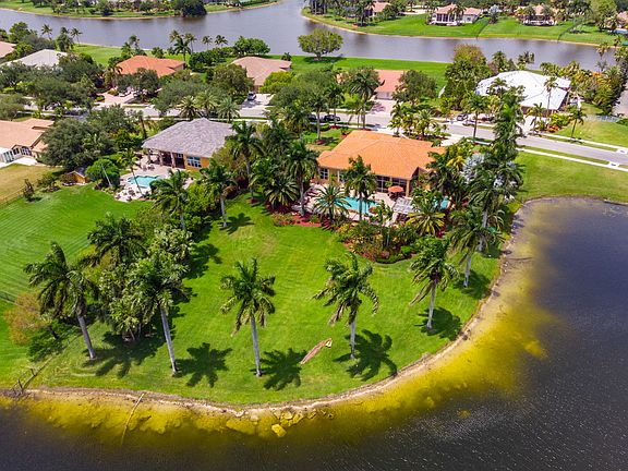 4th image of 10770 SW 38th Dr