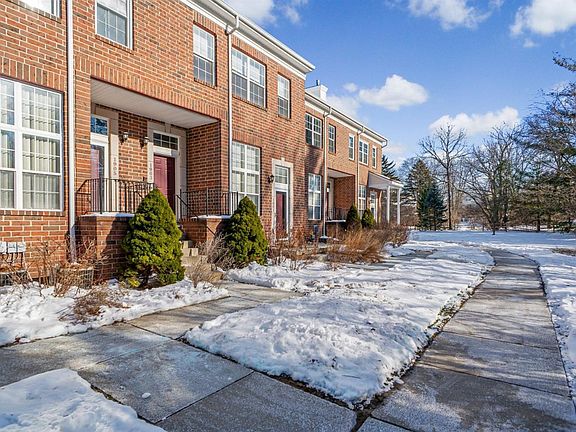 3rd image of 1903 Lindsay Ln