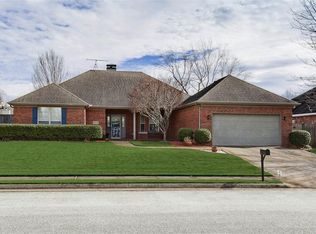 1303 N Oriole Ave, Rogers, AR 72756