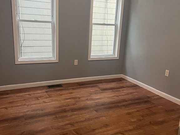 4th image of 87 Columbus Ave Floor 1