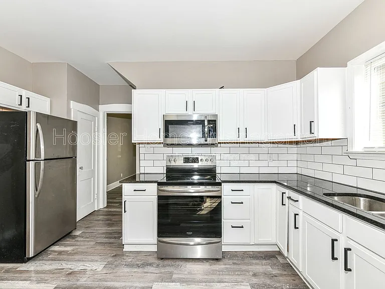 3848 N Capitol Ave — Photo 12