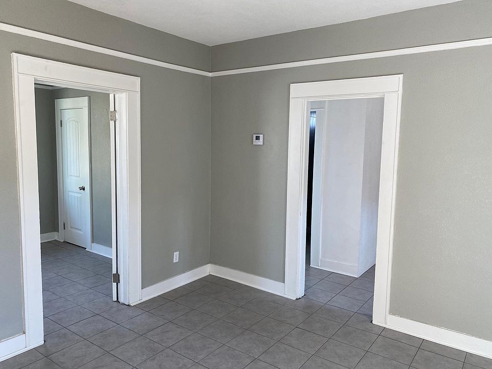 1st image of 2424 Gold Ave #B