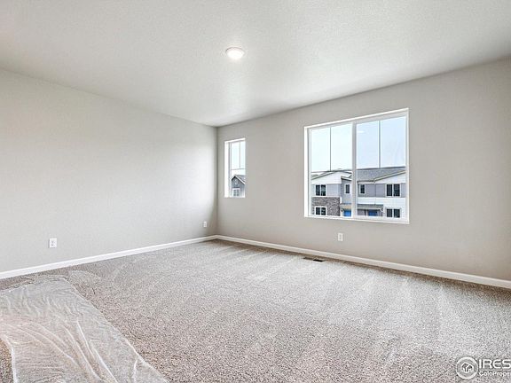 4th image of 292 Shoveler Way