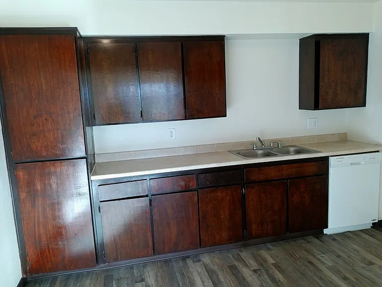Princeton Place Apartments — Photo 24