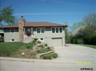 7930 Grant St, Omaha, NE 68134