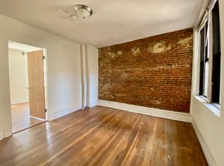 7 Myrtle St APT 1, Boston, MA 02114