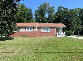 819 Barn St, Jacksonville, NC 28540