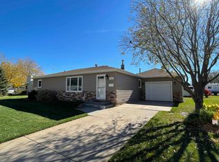 1808 W D St, North Platte, NE 69101