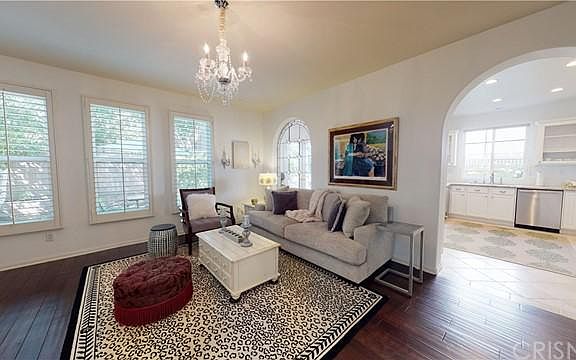 4th image of 27003 Carmelita Dr
