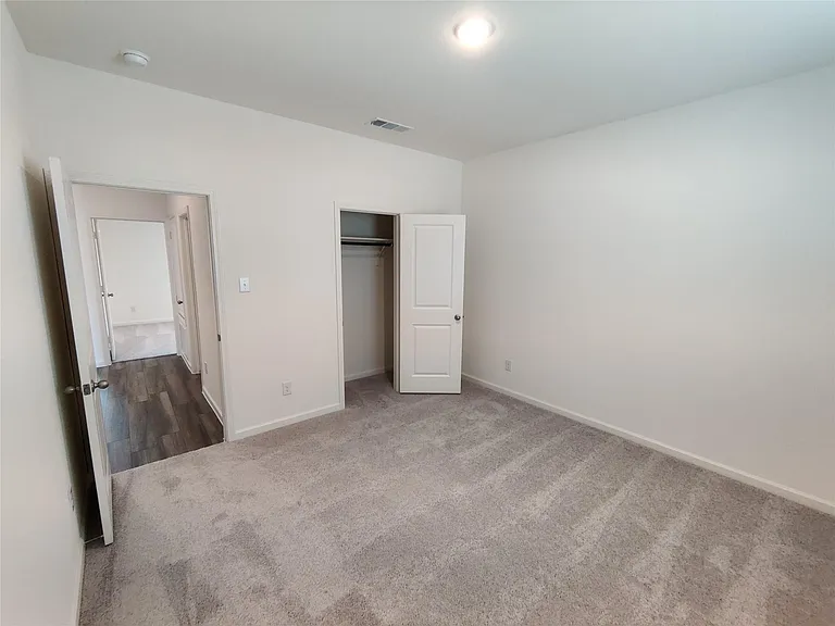 10356 Holycross Ln — Photo 5