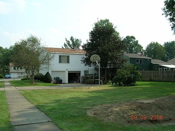 rear entry garage