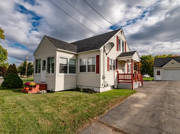 26 Charland Street, Winslow, ME 04901