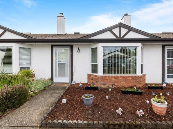 120 Finholm St N #3, Parksville, BC V9P 1J5