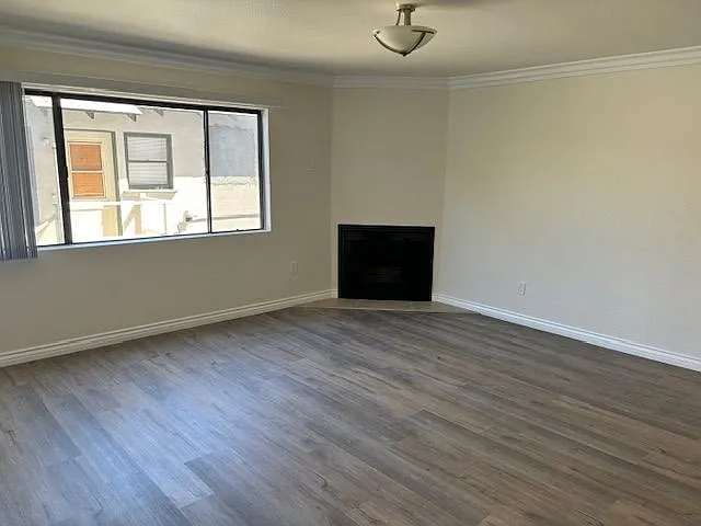 One Bedroom One Bath - $2,195/month - Prime West LA - Barrington and Pico — Photo 12