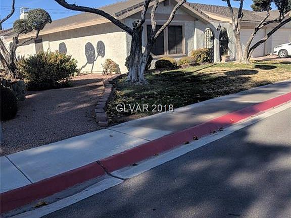 2nd image of 700 Eastview Dr