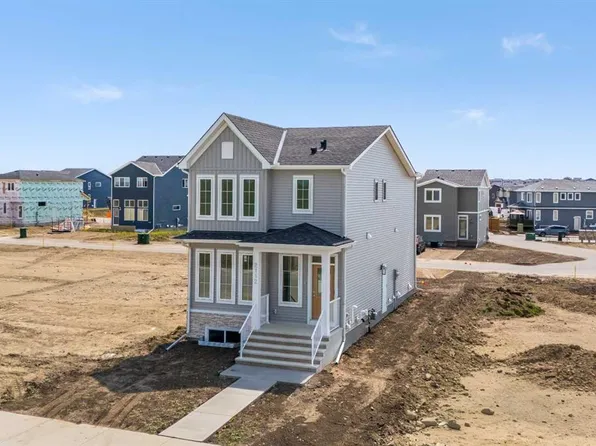 2112 N 152nd Ave NW, Calgary, AB T3P 1W4