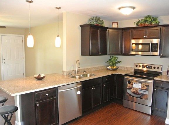 3rd image of 3623 Jacqueline Dr
