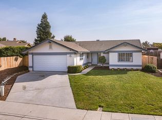 160 Riverbank Ln, Paso Robles, CA 93446