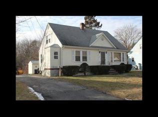 126 Hennessy Dr, Portland, ME 04103