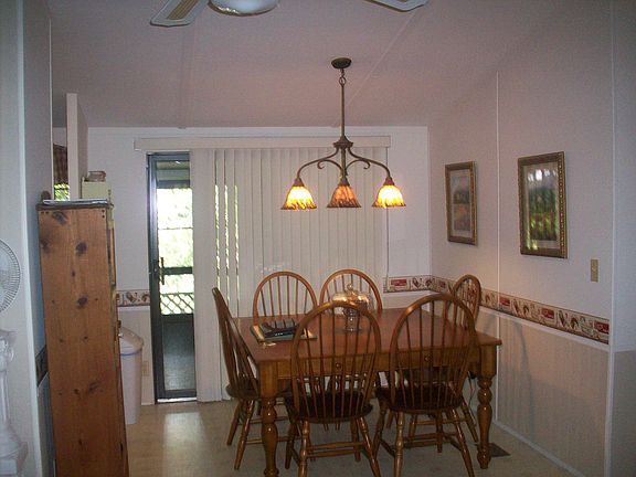 2nd image of 242 Tarpon Blvd